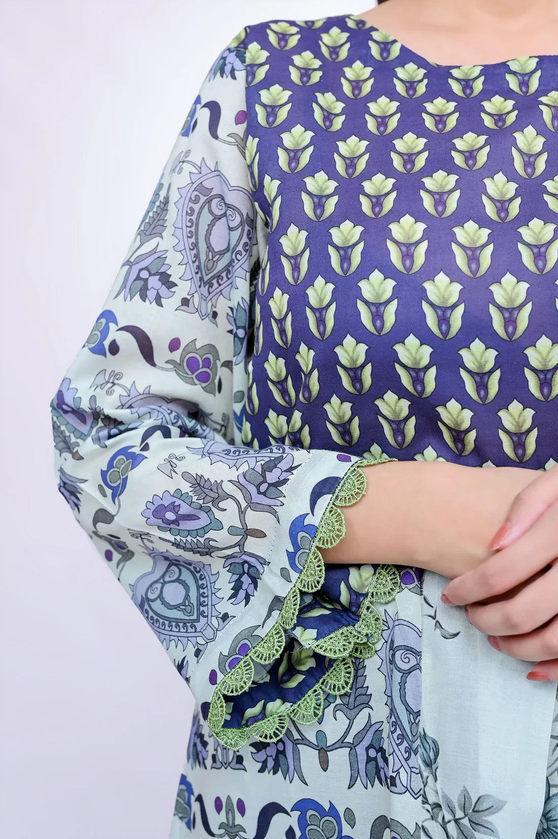 Damask 3-Piece Lawn Suit Unstitched (A-109)